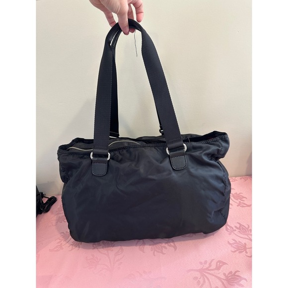 Lacoste black nylon duffle bag - Picture 4 of 10